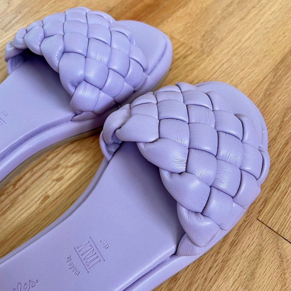 Bellisima Slide Sandal in Lavender